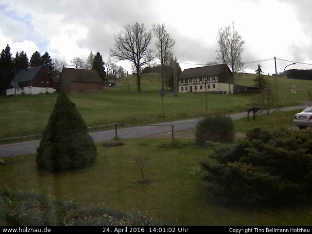 Die Webcam Rodelhang / Skilift Holzhau am 24.04.2016 in Holzhau (Erzgebirge)