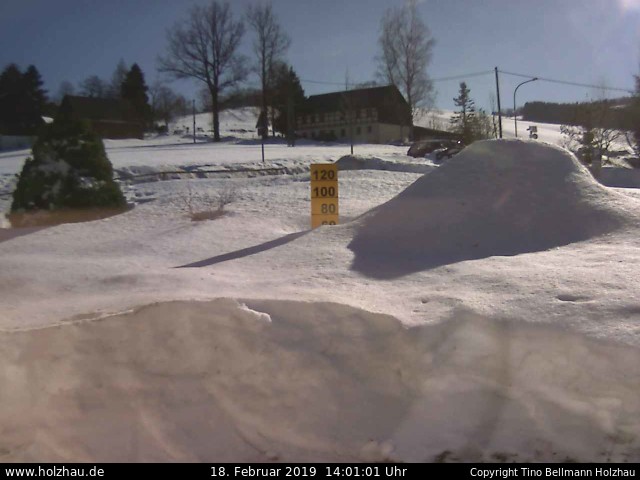 Webcam: Das Wetter in Holzhau am 18.02.2019 Die Webcam Rodelhang / Skilift Holzhau am 18.02.2019 in Holzhau (Erzgebirge)
