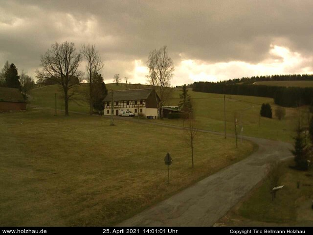 Die Webcam Rodelhang / Skilift Holzhau am 25.04.2021 in Holzhau (Erzgebirge)